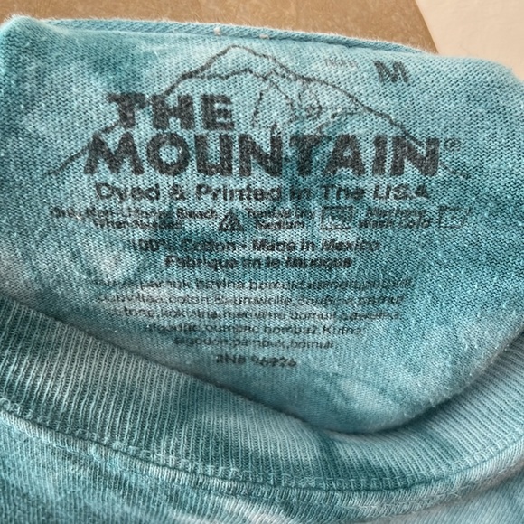 The mountain wolfs graphic T-shirt - Picture 4 of 5